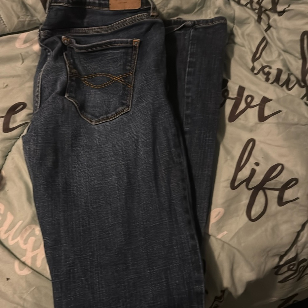 Women’s Abercrombie &Fitch jeans
